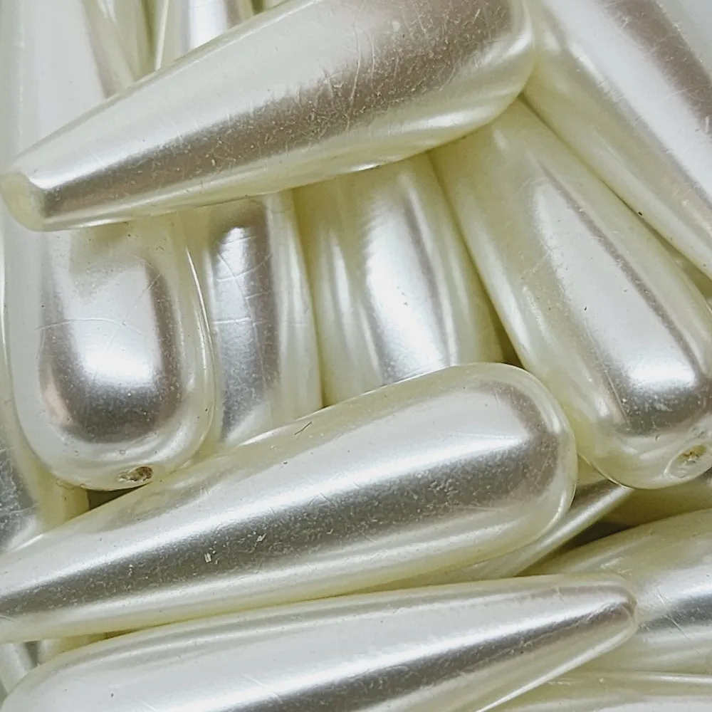 30x9mm Teardrop (25) - White - Acrylic Vintage Pearls