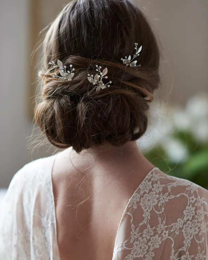 Delicate Leaf Hair Pins (Set of 3)