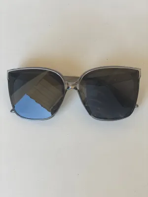 Grey Trendy Cat Eye Sunglasses