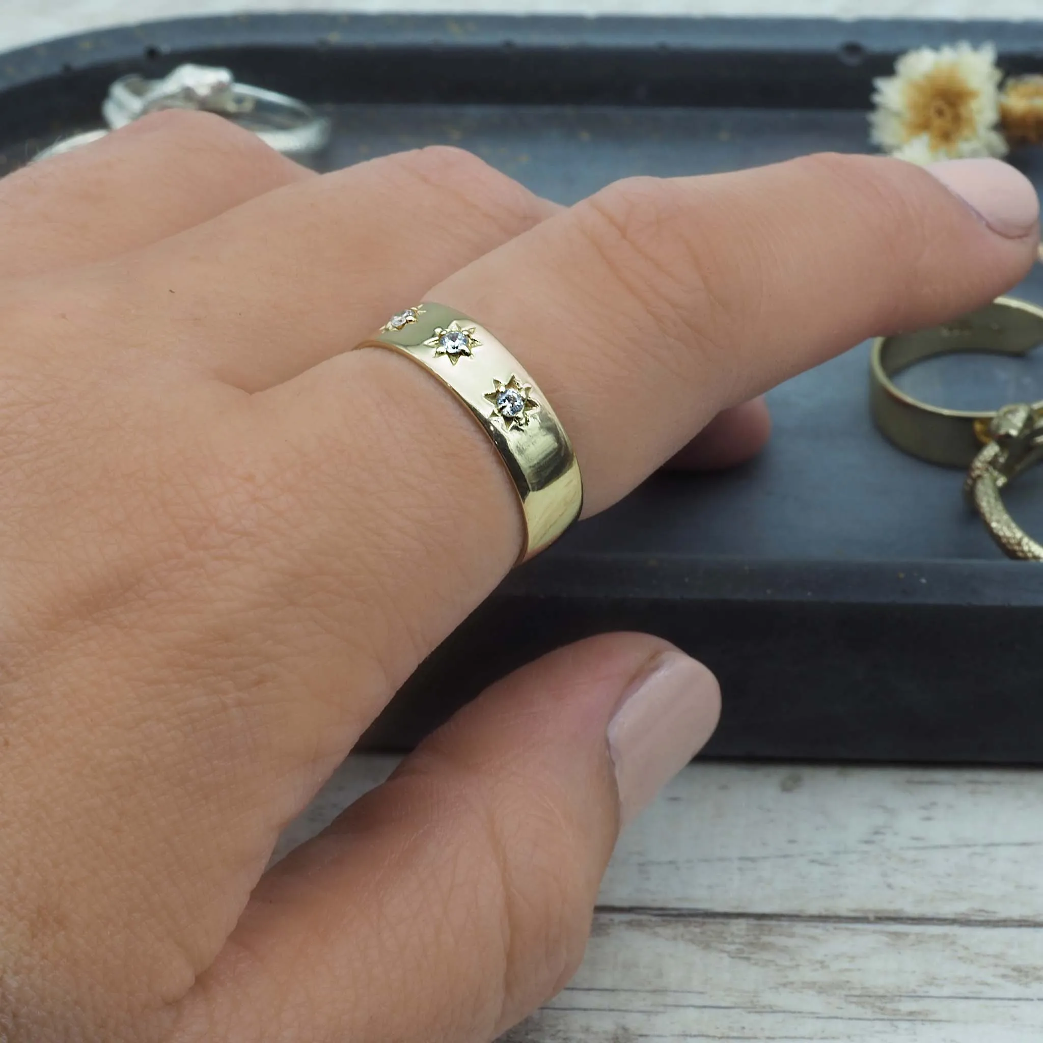 LIMITED EDITION ‘i h x LUNA’ Classic Medusa Band