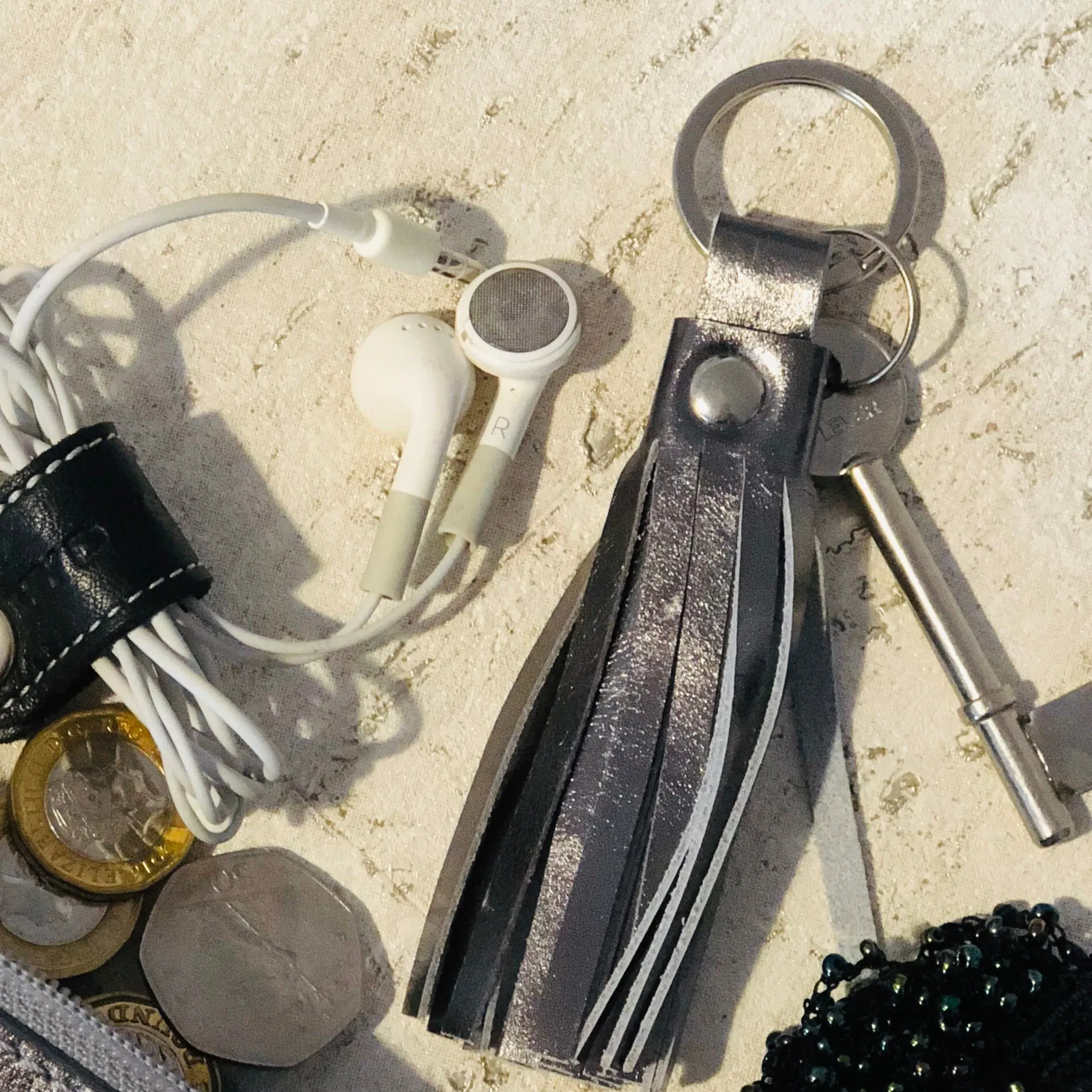 Metallic Rimor Tassel Key Ring CC16 Pewter