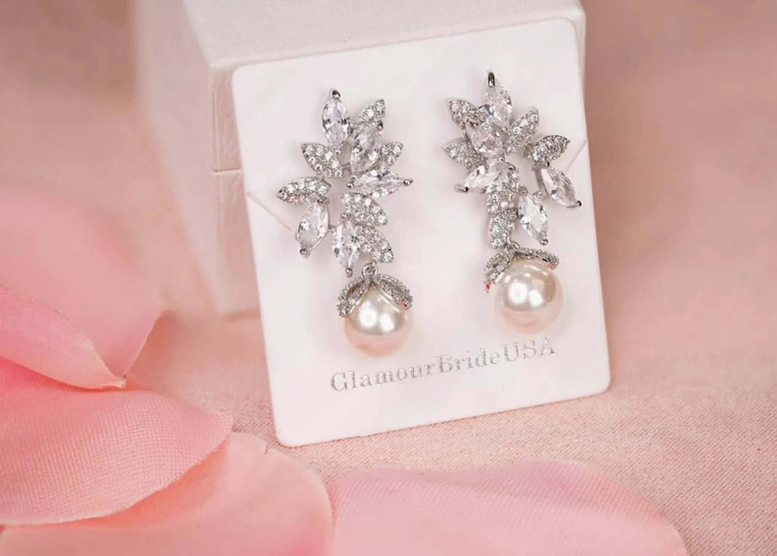 Pearls hair pins - Erin