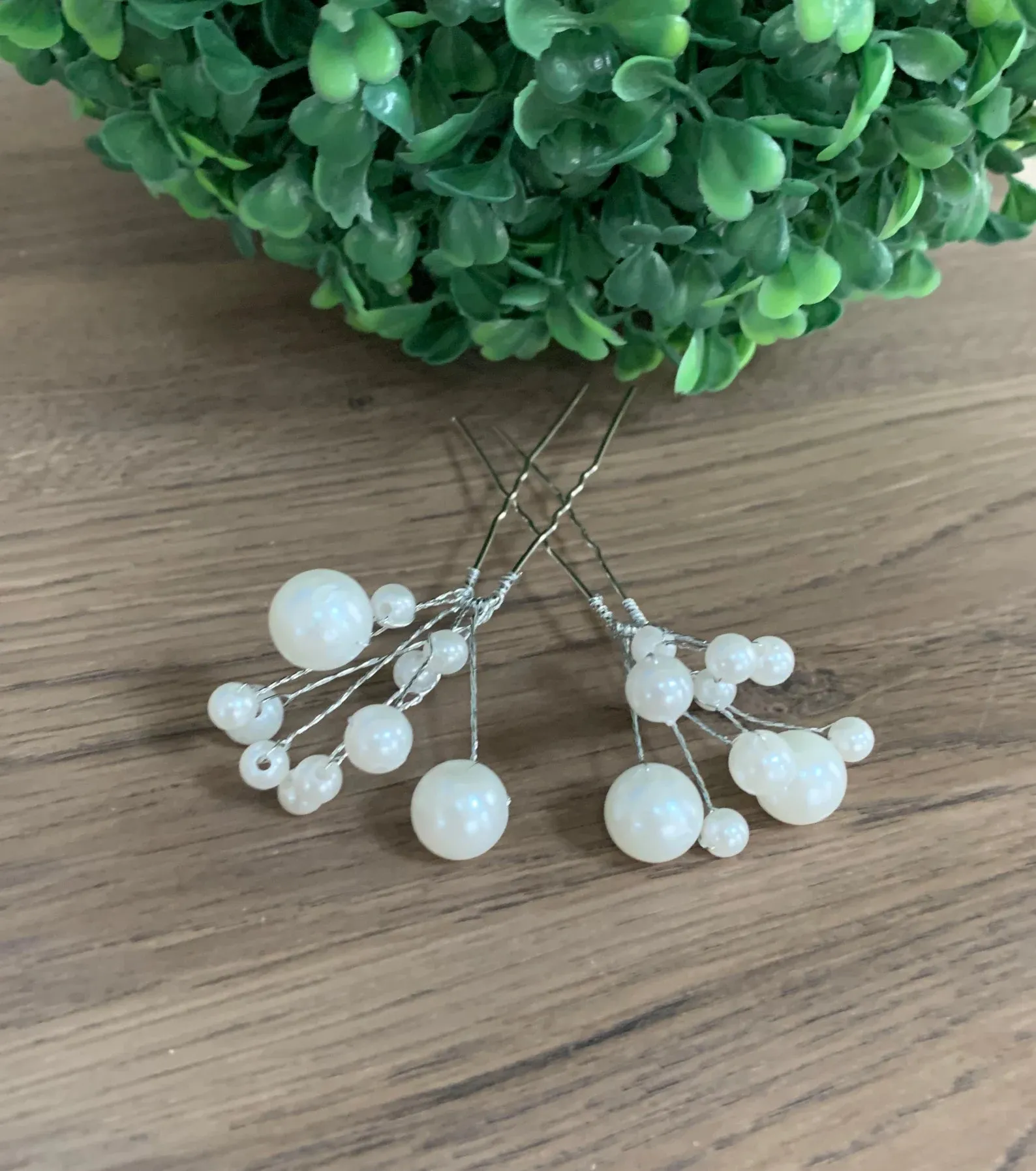 Pearls hair pins - Erin