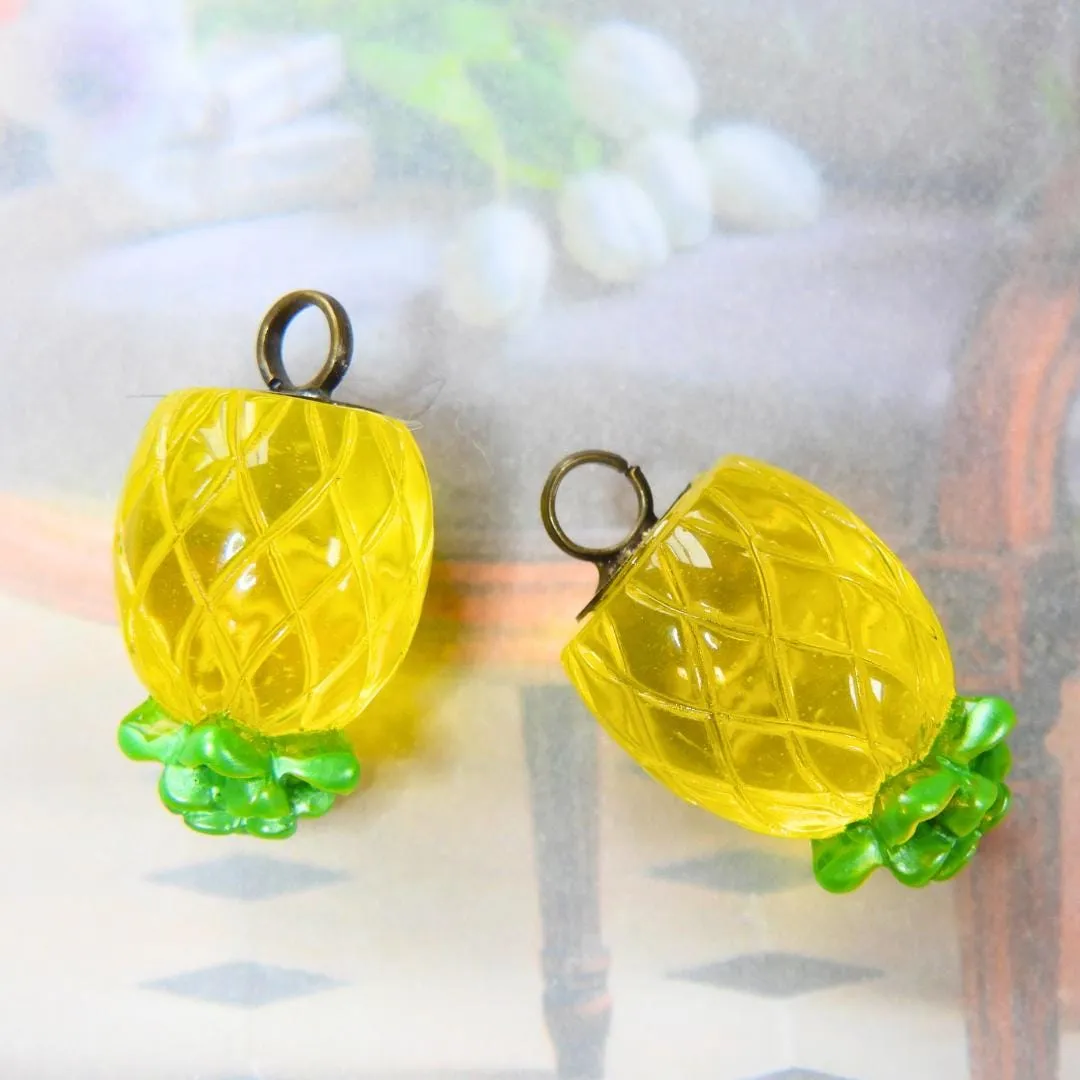 Pineapple fruit charms