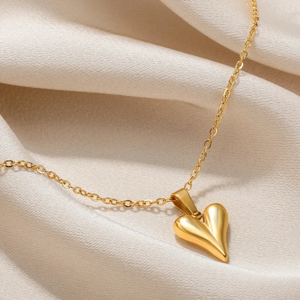 Punk Gold Heart Pendant Necklace for Women Y2K Choker