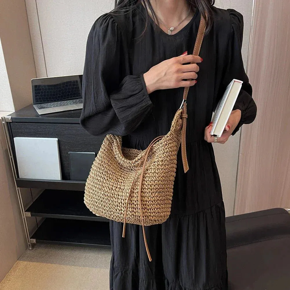 Shay - Wanderer Shoulder Bag