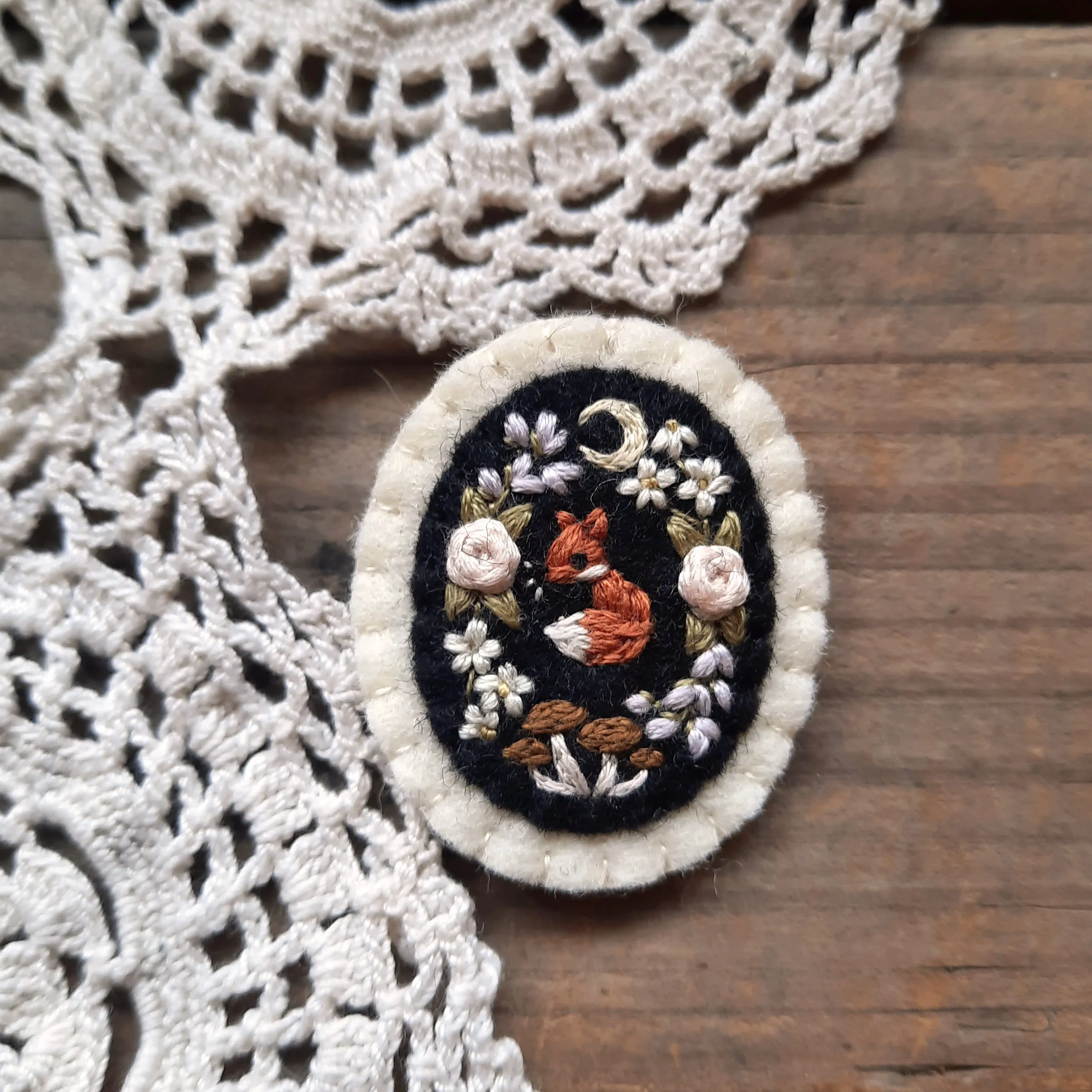 Tiny Embroidered Floral Fox Brooch