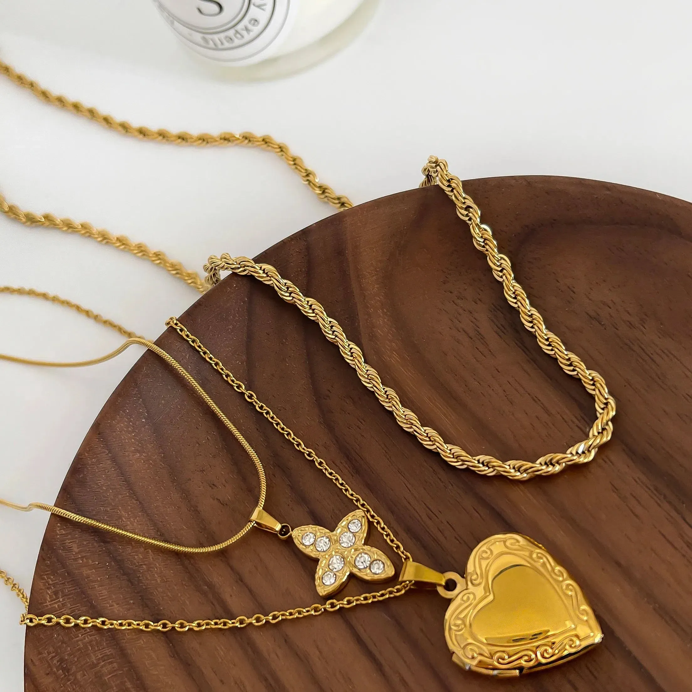 Trendy Solid Gold Color Rhinestone Cross Heart Pendant Necklace