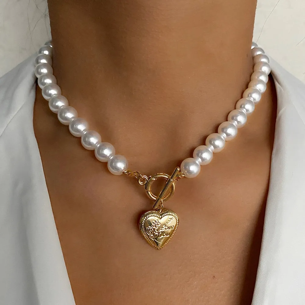 Vintage Carved Coin Thick Chain OT Buckle Necklace Bohemian Punk Metal Coin Collar Choker Necklace Fashion Women Punk Jewelry
